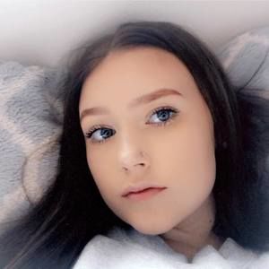 Meet your Posher, Allie